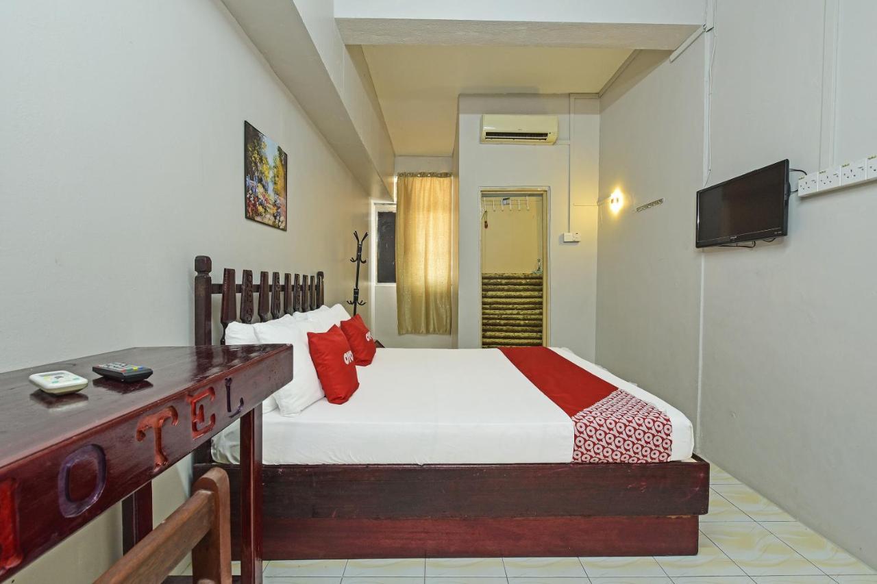Super Oyo Capital O 90659 Raintown Timbers Hotel Taiping Exterior photo